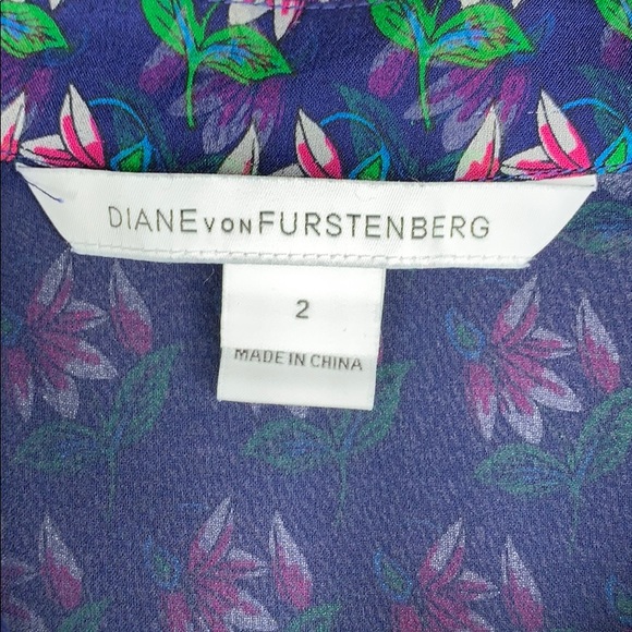 SOLD// Diane Von Furstenburg Floral Blouse - Picture 8 of 8